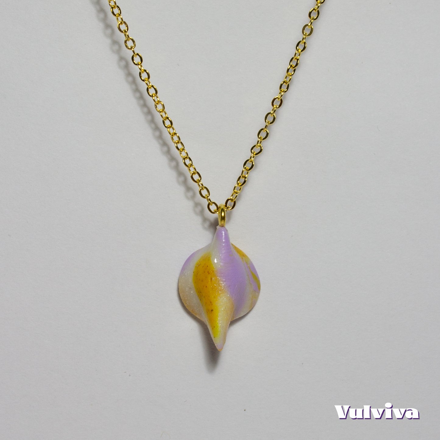 Funky Vulviva Halskette