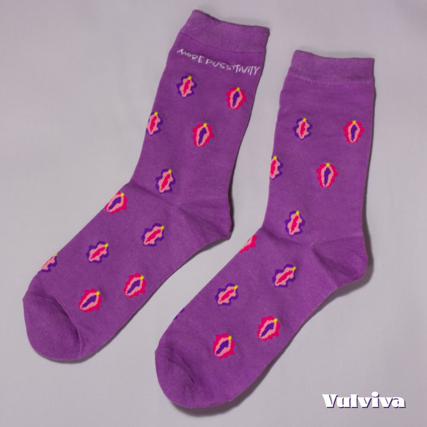 NEU ✨ More Pussitivity Socken